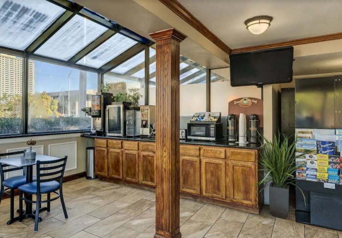 Rivertown Inn & Suites (Carillon Motel) - Recent Photos From Website (newer photo)
